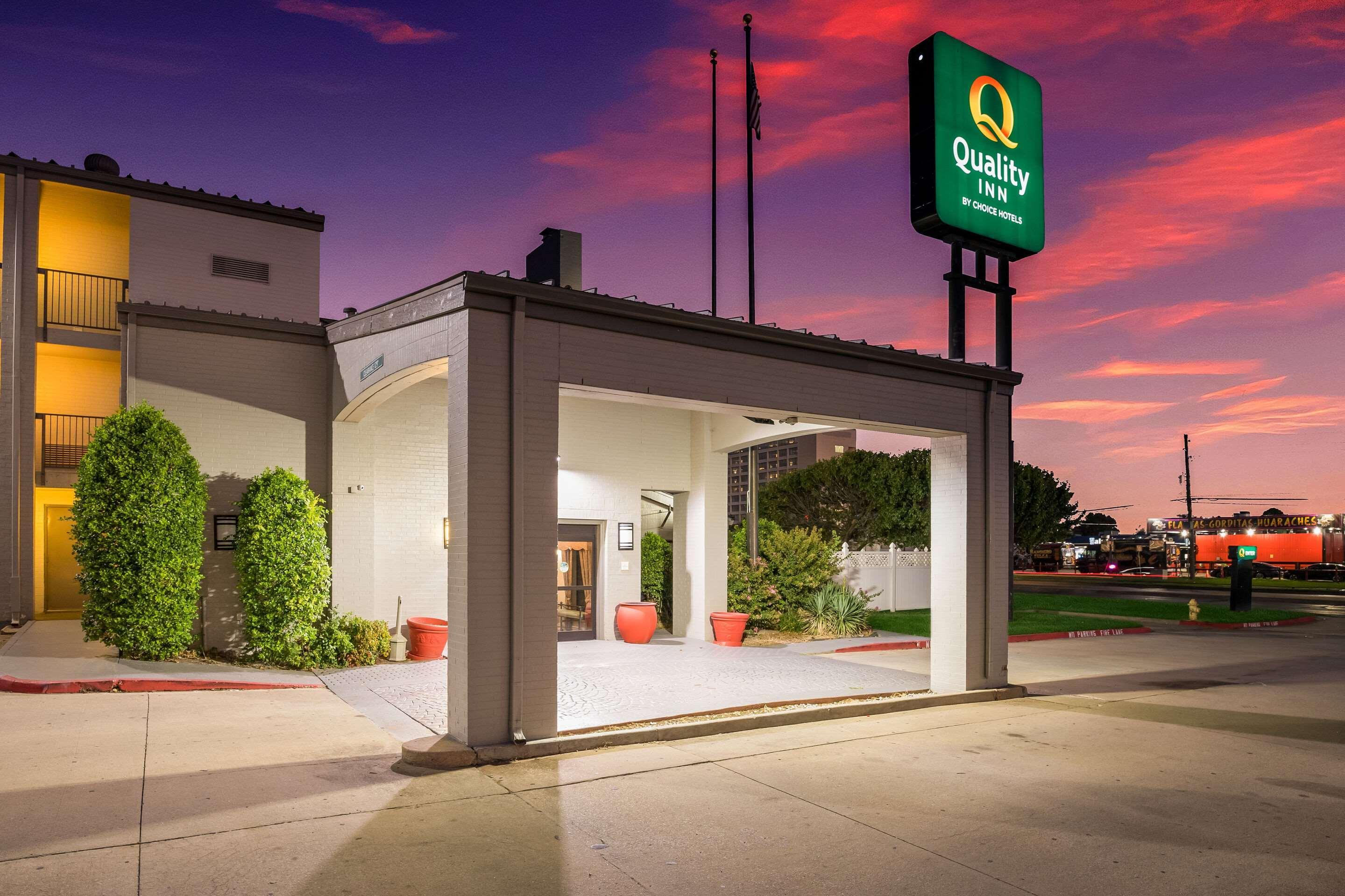 Quality Inn Tulsa Central Extérieur photo