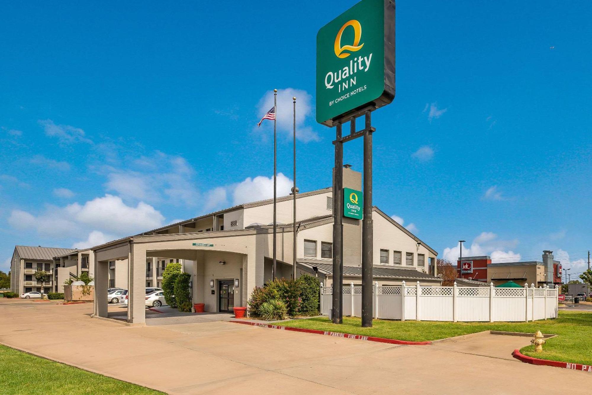 Quality Inn Tulsa Central Extérieur photo