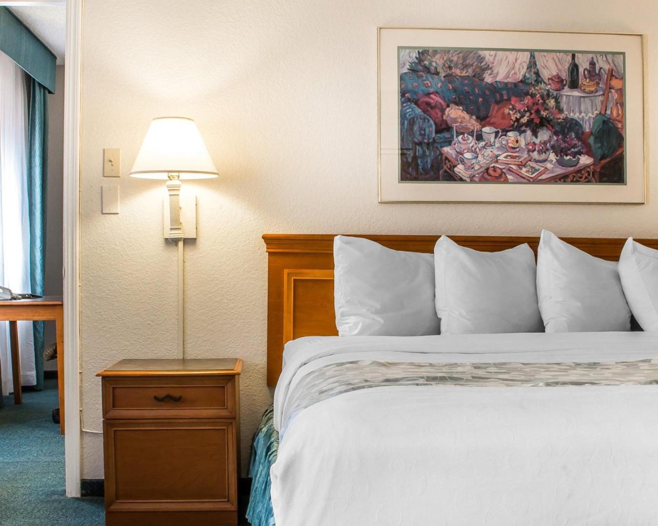 Quality Inn Tulsa Central Extérieur photo